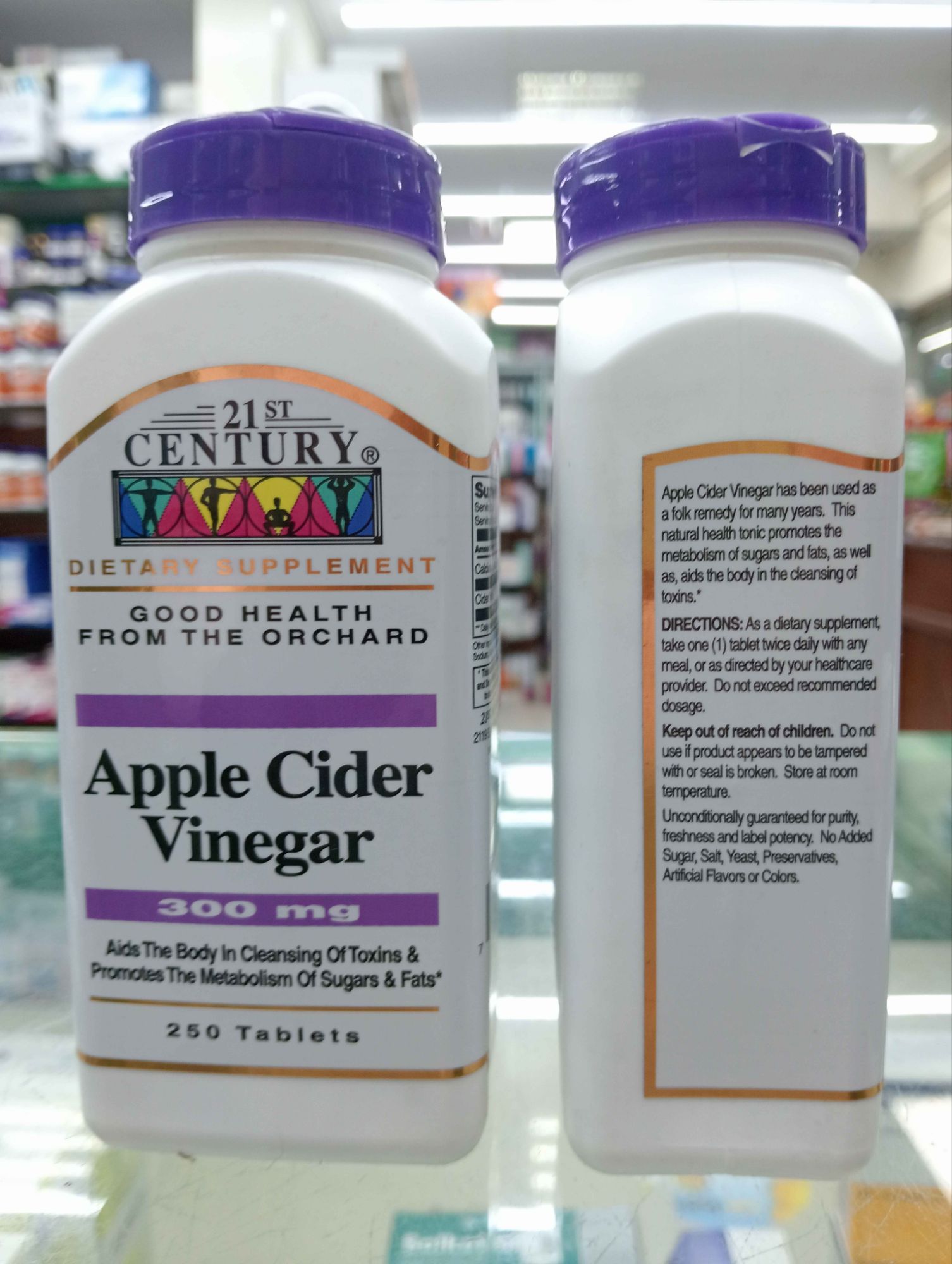 21st Century Apple Cider Vinegar Tablets 300mg promotes weight loss by cleansing toxins and metabolize sugars and fats